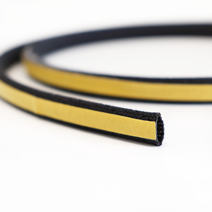 Junta tubular autoadhesiva ø 8 mm (venda per metro) - Capska Junta tubular autoadhesiva ø 8 mm (venda per metro) - Capska