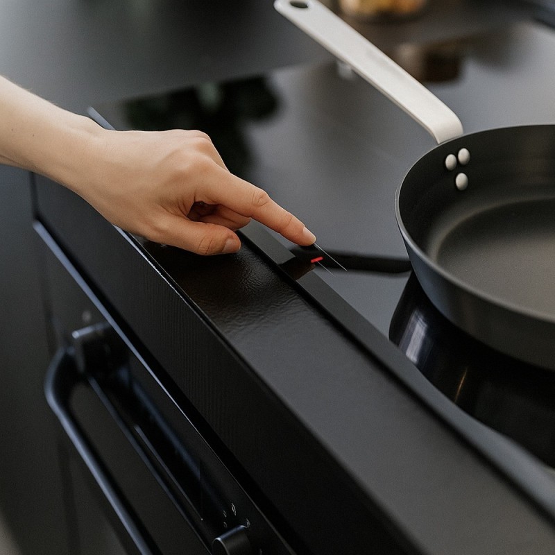 Acquistate il vostro vetro di cottura nero in vetroceramica - Ultra resistente e di design - Capska